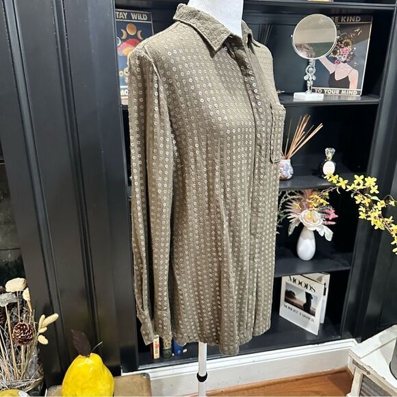Anthropologies Maeve Olive Green Sequin Button Down Size Small - Picture 4 of 11